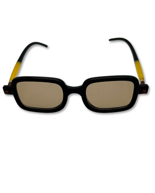 Retro Pop – Yellow & Black Sunglasses
