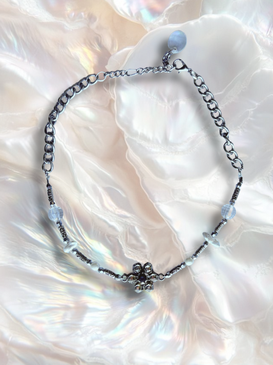 Silver & Salt Choker